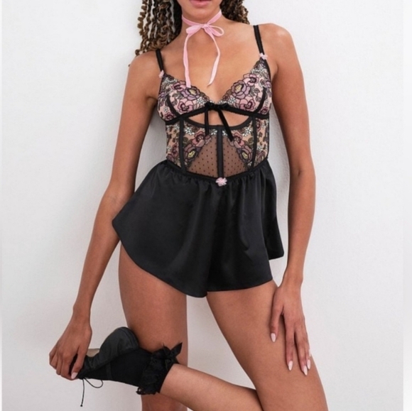 New!For Love and Lemons Clara Floral Lace Romper - Picture 2 of 14